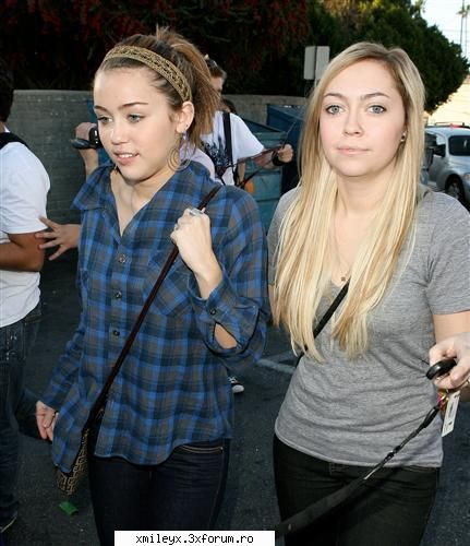 Miley+Family - Miley+Brandy=Sisters - **Galleries**