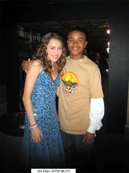 Miley+Fans - official.miley.club - **Galleries**